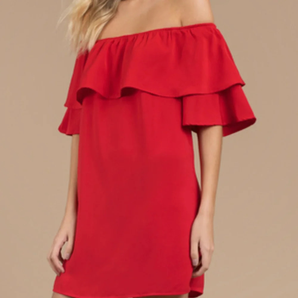 OFF SHOULDER RED DRESS - Picture 1 of 2